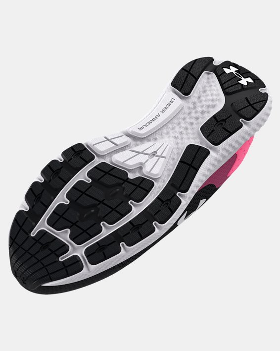 Women's UA Charged Rogue 3 Running Shoes, Black, pdpMainDesktop image number 4